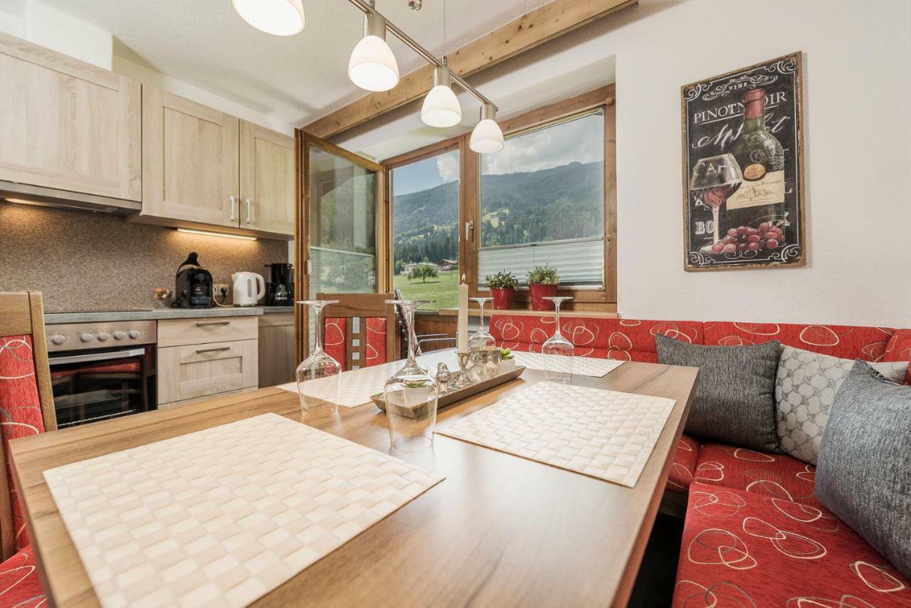 Haus Christine Otel Ried im Zillertal Dış mekan fotoğraf